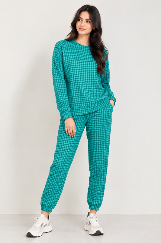 Women Fleece Nightsuit